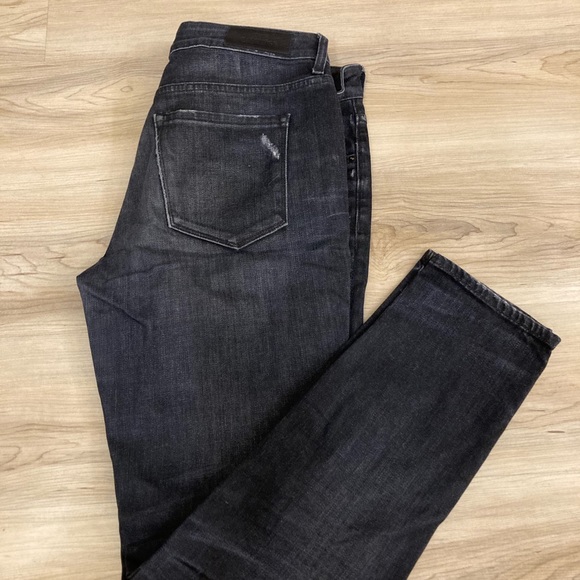 The Castings Jeans - Picture 1 of 7